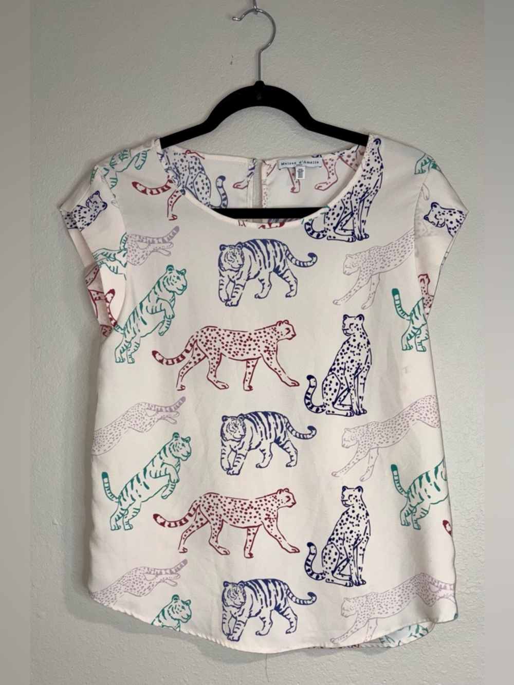 Whispering Smith Ivory Multicolor Animal Print Cap-Sleeve Blouse